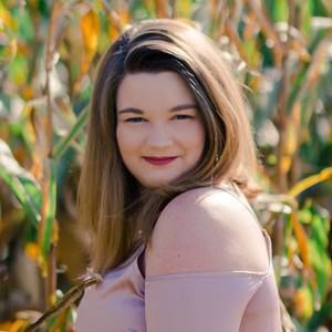 Meet your Posher, Katelyn